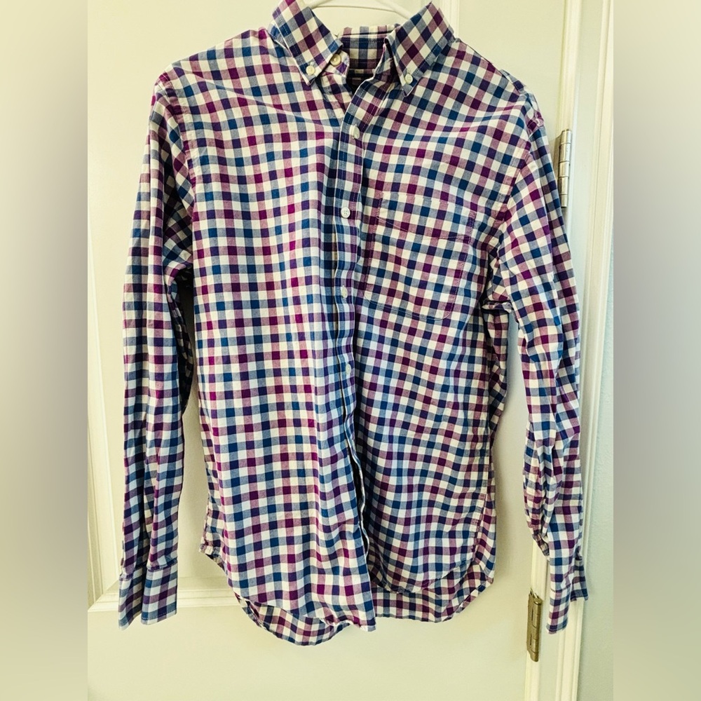 BANANA REPUBLIC Men's Blue and Purple Checkered Shirt Size Medium